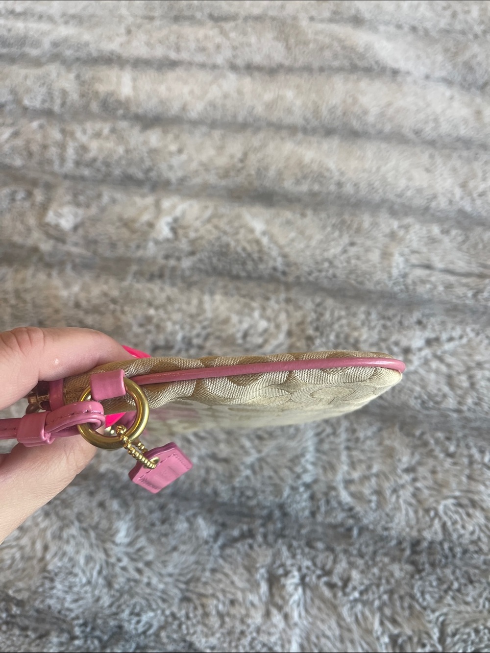 RARE COACH Y2K POPPY CHAN PINKY WRISTLET - Picture 13 of 14